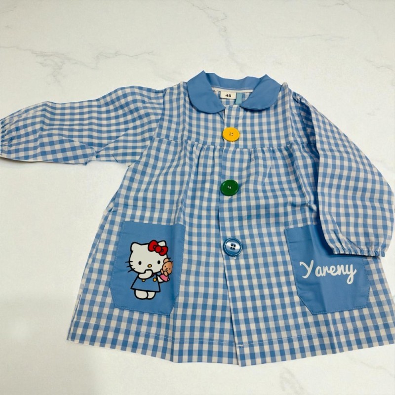 MANDILÓN BOTONES HELLO KITTY