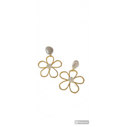 PENDIENTES COLGANTES CON FLORES Y PERLAS